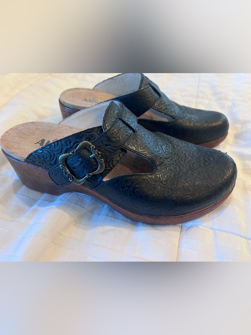 Ladies size 41 (10.5/11) - Alegria Selina Go For Baroque Clog Shoe